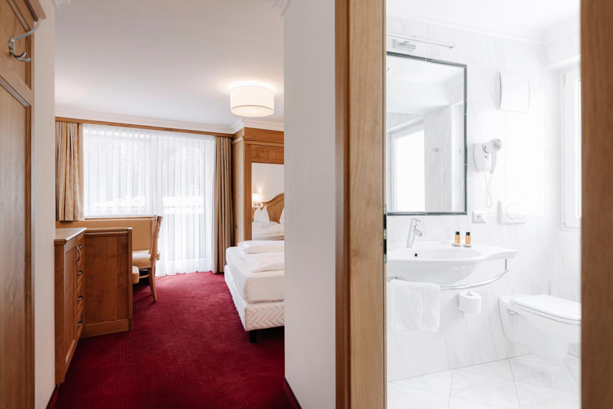 Hotel Ingram Selva di Val Gardena Ngoại thất bức ảnh